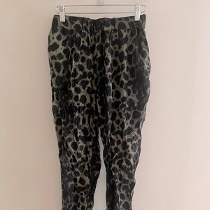 High waisted khaki and black leopard pant